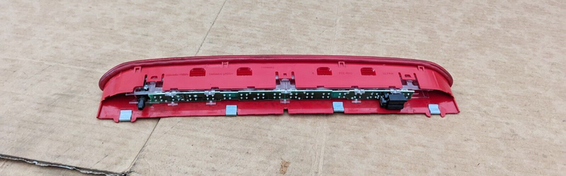 VW GOLF MK7 2012-2020 REAR CENTER THIRD BREAK LIGHT 5K0945087B GENUINE