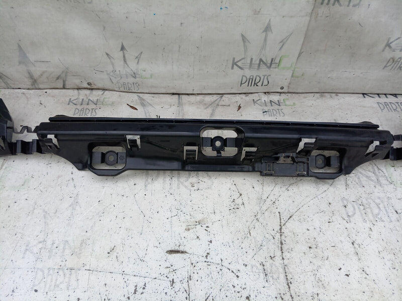 BMW 2 SERIES F22 F23 2014-2020 REAR BUMPER MOUNTING BRACKET 7285532