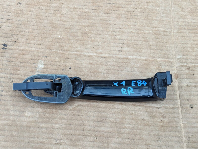 BMW X1 E84 09-15 REAR RIGHT O/S DOOR HANDLE 242688 GENUINE