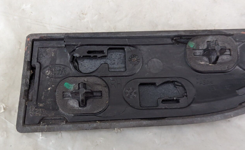 RANGE ROVER EVOQUE L538 11-2015 FRONT RIGHT O/S DOOR MOLDING TRIM BJ32-29426-ADW