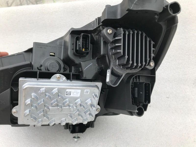 PEUGEOT 2008 MK2 P24 19-22 NEW COMPLETE FULL LED HEADLIGHT RIGHT SIDE 9850177580