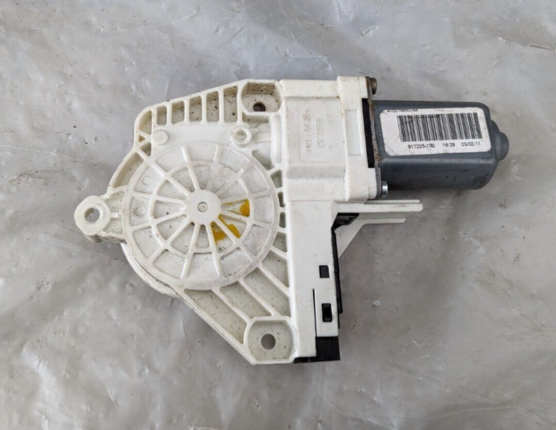 RANGE ROVER EVOQUE L538 FRONT RIGHT O/S POWER WINDOW MOTOR AH22-14B552-AA