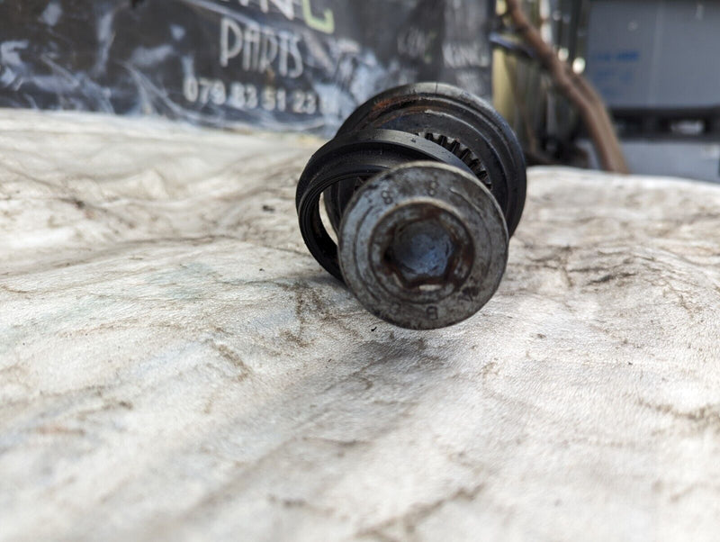 BMW X1 E84 09-15 RIGHT DRIVER SIDE DRIVE SHAFT GENUINE 7591682