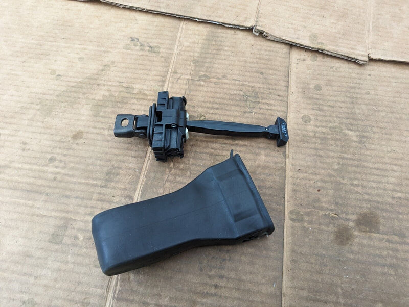VW GOLF MK7 2012-2020 REAR LEFT N/S DOOR CHECK STRAP 5G0839267 GENUINE