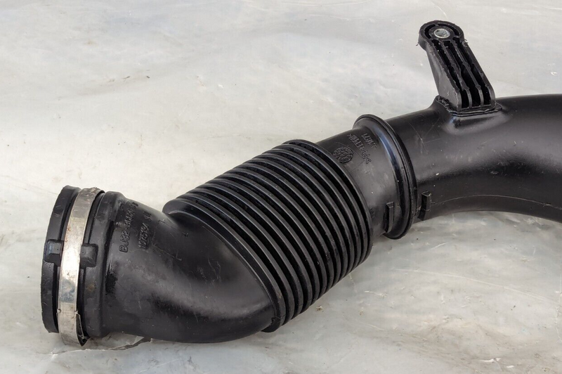 RANGE ROVER EVOQUE L538 11-15 AIR INTAKE PIPE HOSE BJ32-9C620-C GENUINE