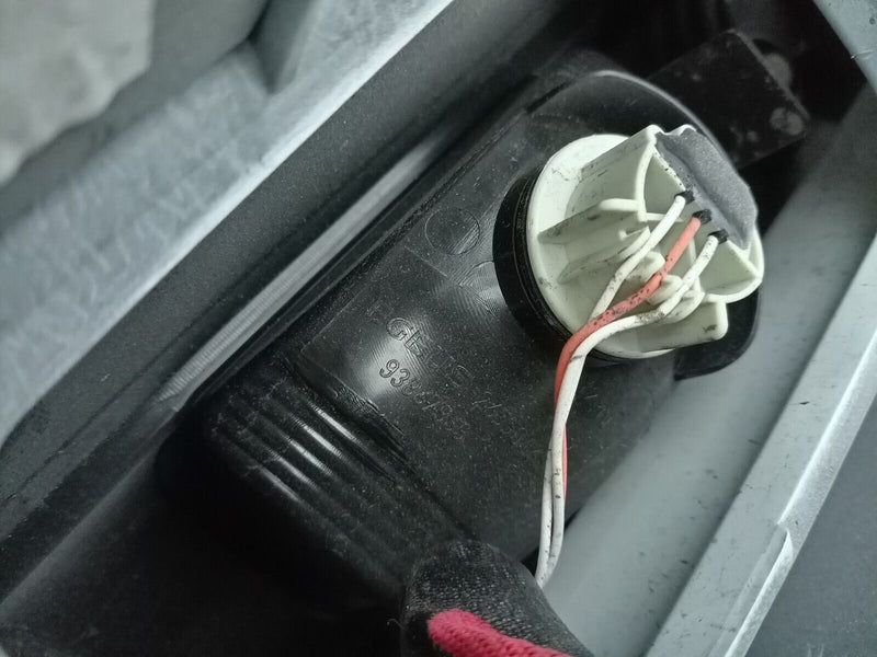 VAUXHALL VIVARO 2014-19 DRIVER SIDE REAR RIGHT LIGHT 93867969