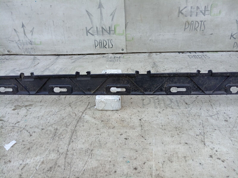VW UP 2011-2016 RIGHT DRIVER SIDE SKIRT SILL MOUNT BRACKET 12E853494A