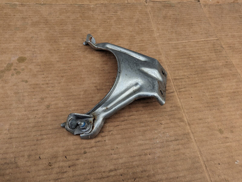 VW GOLF MK7 2012-2020 EXHAUST CATALYTIC BRACKET MOUNT 5Q0253461B GENUINE