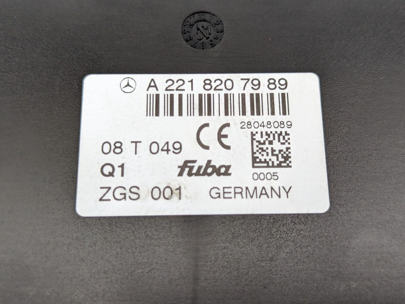 MERCEDES S-CLASS W221 06-13 AERIAL ANTENNA AMPLIFIER A2218207989 GENUINE
