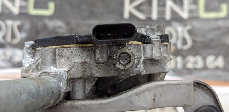 BMW 3 SERIES F30 2011-2019 FRONT WIPER MOTOR AND LINKAGE 7267504 GENUINE