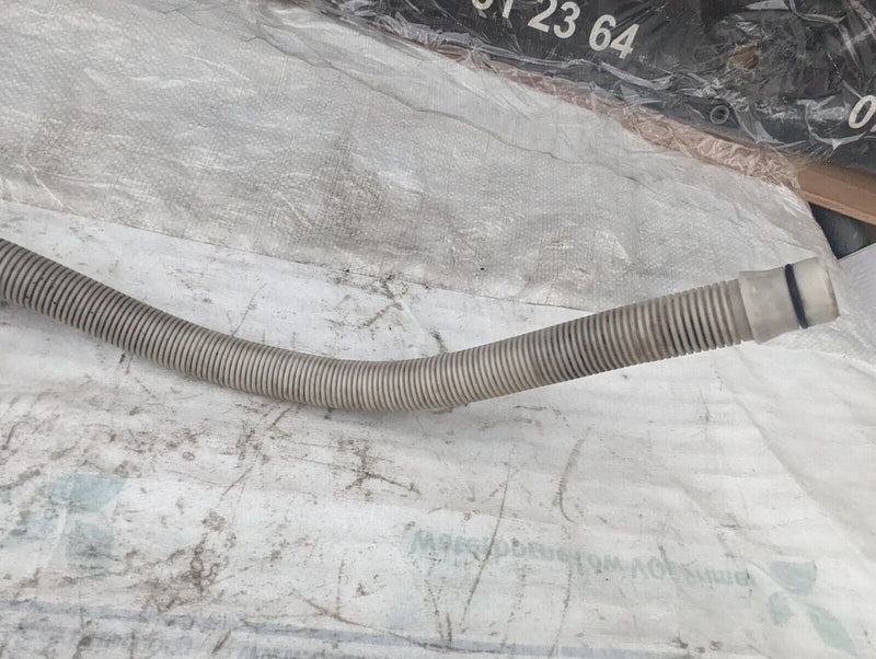 BMW X1 E84 09-15 WASHER FLUID FILLING TANK HOSE GENUINE 7075099