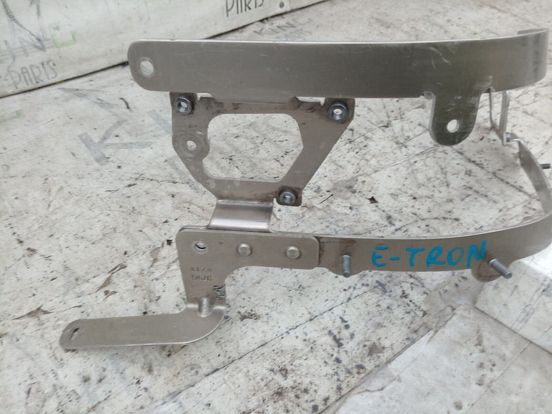 AUDI E-TRON 2018-ON DRIVE MOTOR INVERTER COOLANT BRACKET 4KE819379G GENUINE