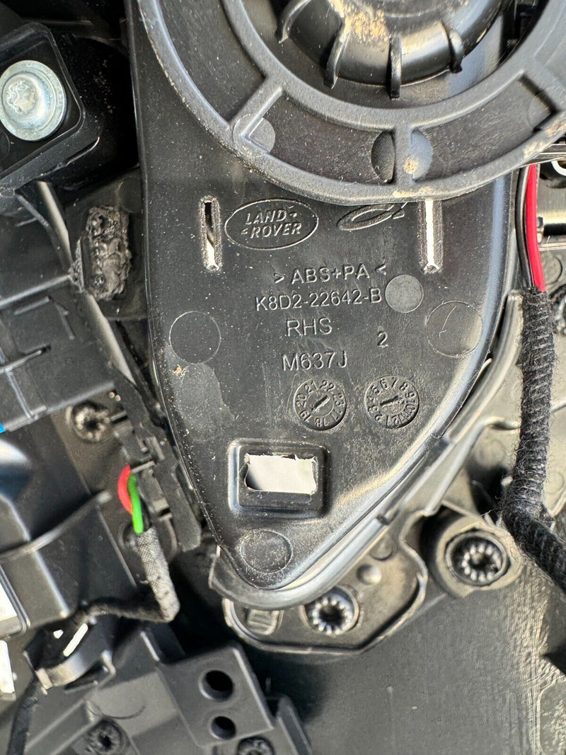 RANGE ROVER EVOQUE L551 2018-ON FRONT DRIVER O/S DOOR CARD PANEL K8D2-22642