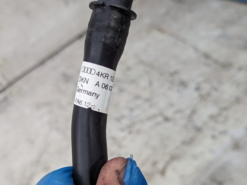 AUDI E-TRON 2018-ON ENGINE COOLANT PIPE 4KR122109E GENUINE