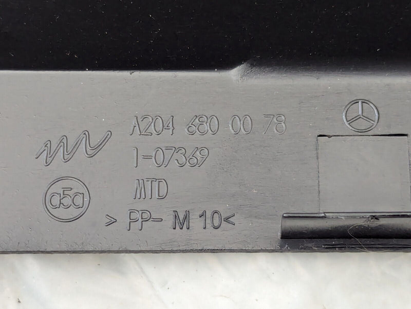 MERCEDES-BENZ C-CLASS W204 07-11 FRONT RIGHT O/S DASHBOARD END TRIM A2046800078