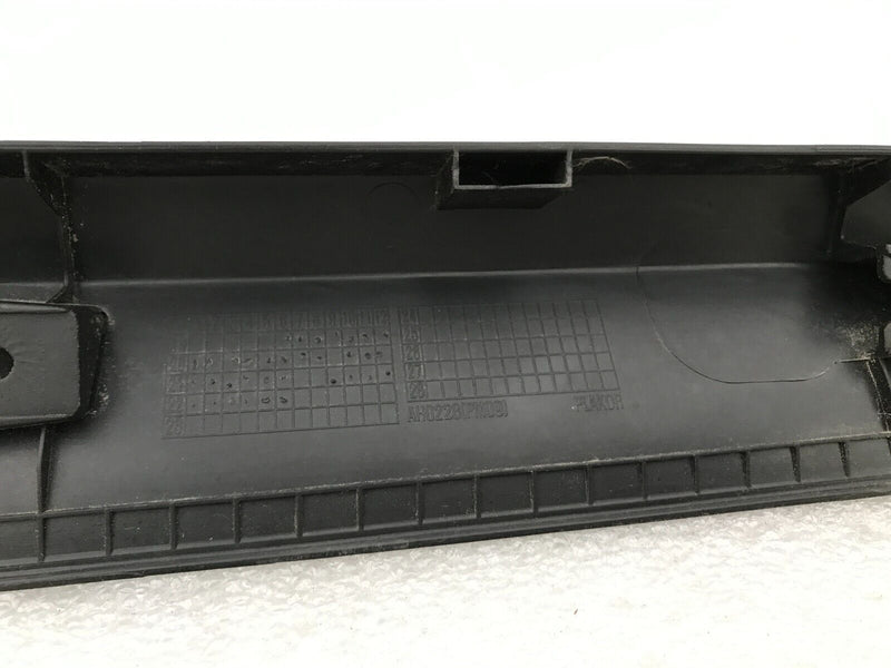 KIA XCEED CD 2019-22 FRONT DOOR RIGHT SIDE LOWER TRIM MOULDING PANEL 87722J7CA0