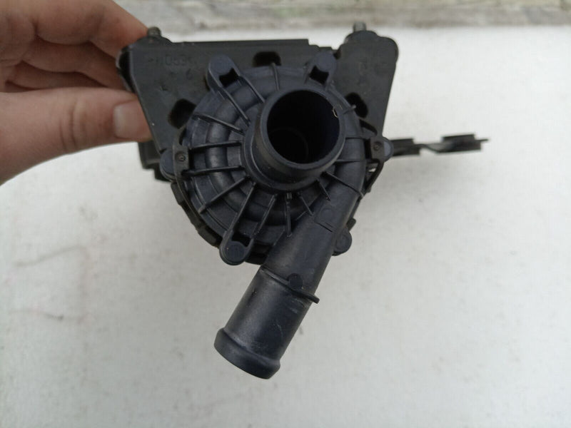 AUDI E-TRON 2018- CIRCULATION COOLING WATER PUMP 4KE121601 GENUINE