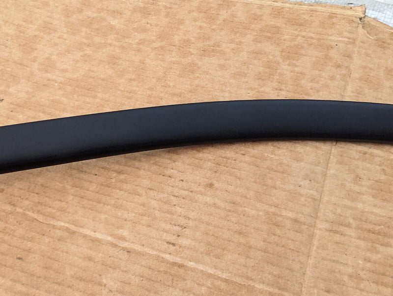 BMW X1 E84 09-15 FRONT RIGHT O\S DOOR WINDOW FRAME COVER GENUINE 2990590