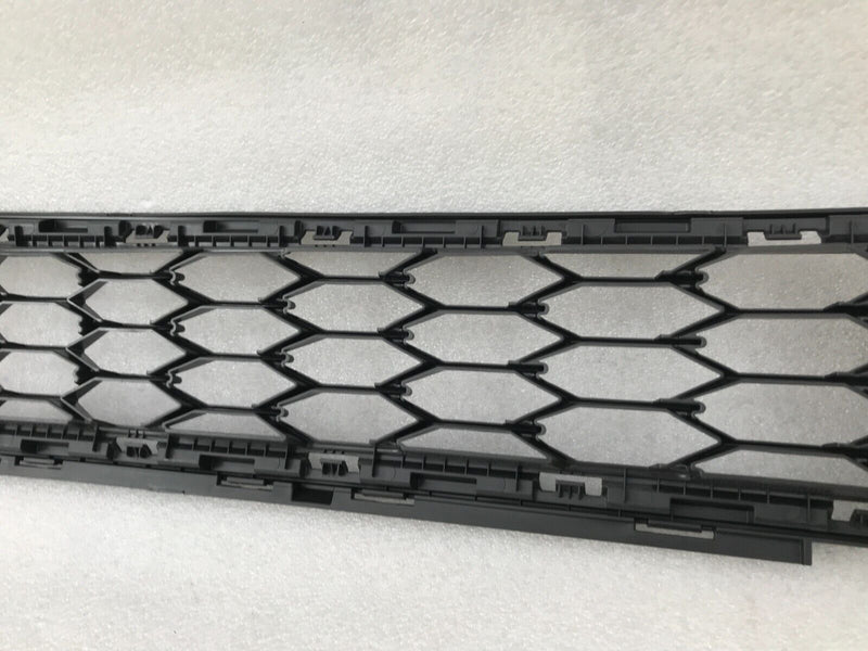 HYUNDAI i30 N-LINE FACELIFT 2020- FRONT BUMPER LOWER GRILL RADIATOR 86561-G4DA0