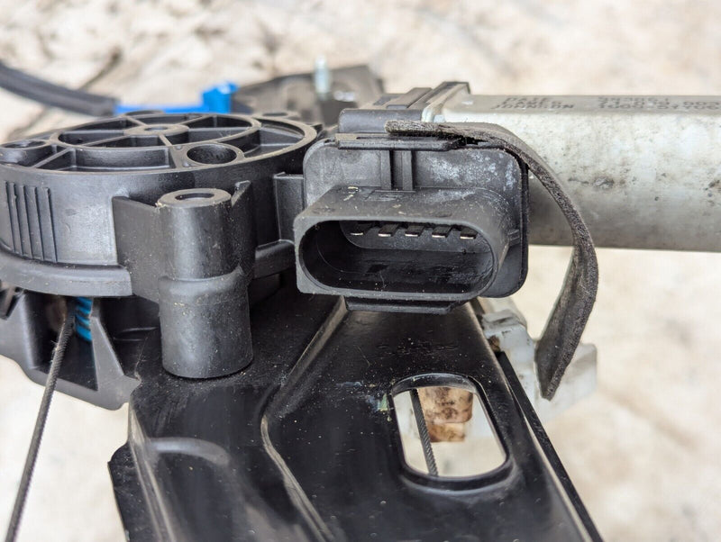 BMW 3 SERIES F30 2011-2019 FRONT LEFT N/S WINDOW REGULATOR & MOTOR 7259823