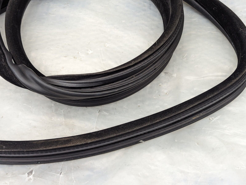 RANGE ROVER EVOQUE L538 2011-2015 REAR LEFT N/S DOOR SEAL RUBBER BJ32-253A10-A