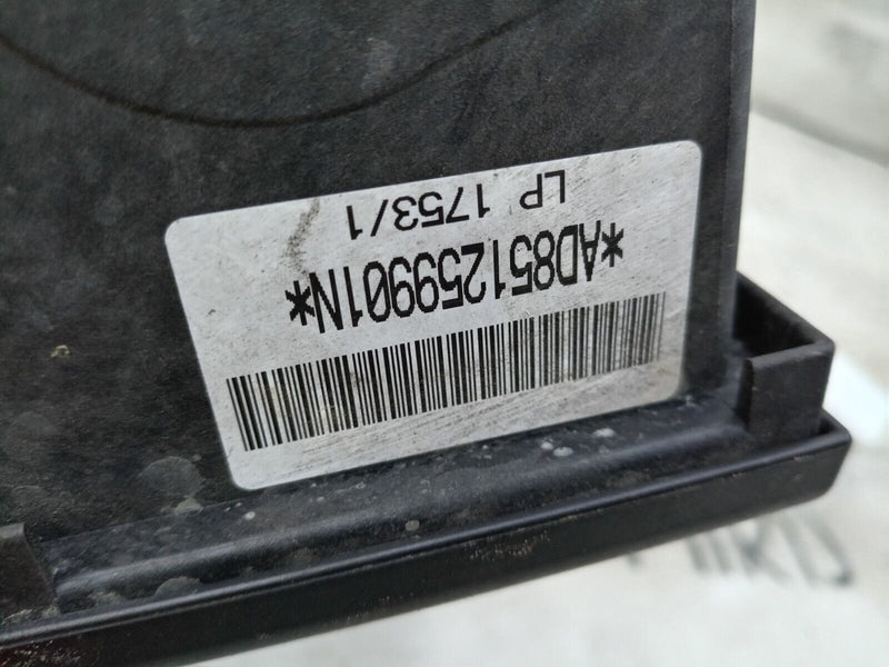 BMW X1 E84 09-15 2.0 DIESEL AIR FILTER HOUSING BOX GENUINE 8512599