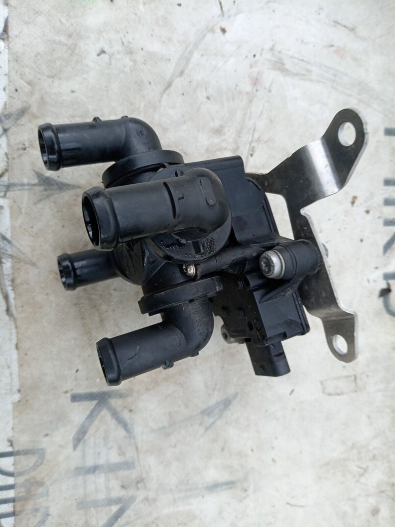 AUDI E-TRON 2018- HEATER CONTROL VALVE 4KE121703E GENUINE