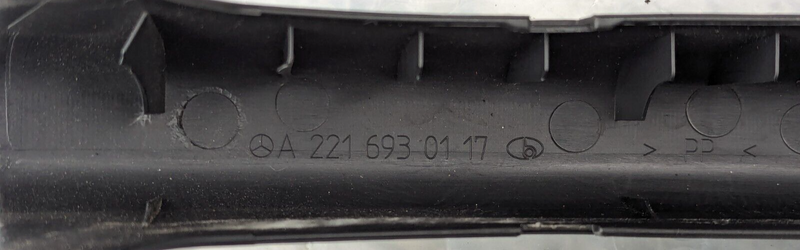 MERCEDES S-CLASS W221 06-13 REAR LEFT N/S BOOT TAILGATE HINGE COVER A2216930117