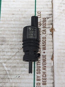 BMW 3 SERIES F30 11-19 WINDSCREEN WASHER PUMP 7302589 GENUINE