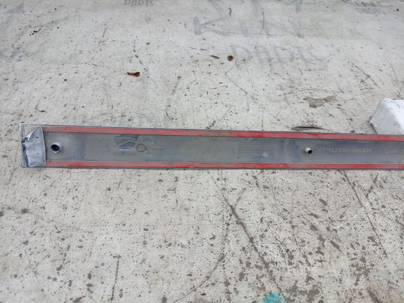 VW GOLF MK5 2004-2009 RIGHT SIDE FRONT DOOR TRIM MOULDING PANEL 1K4853516