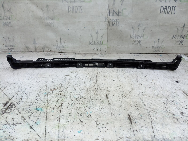 VW GOLF MK7 2013-2017 REAR BUMPER CENTRE BRACKET GENUINE 5Q6807863