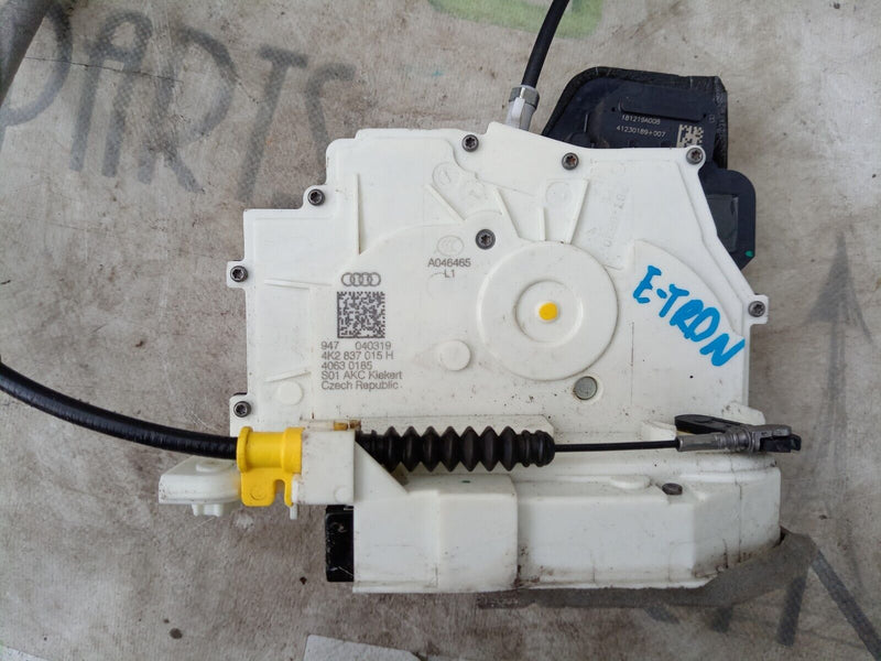 AUDI E-TRON 2018-ON FRONT LEFT N/S DOOR LOCK MECHANISM 4K2837015H GENUINE