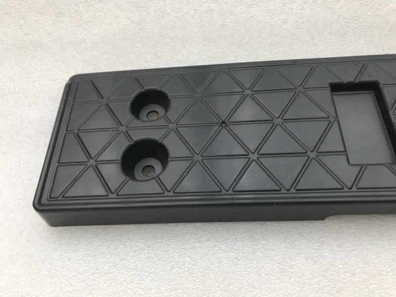 SEAT CUPRA BORN 2021-23 FRONT BUMPER *NEW NUMBER PLATE HOLDER GENUINE 10E807287A
