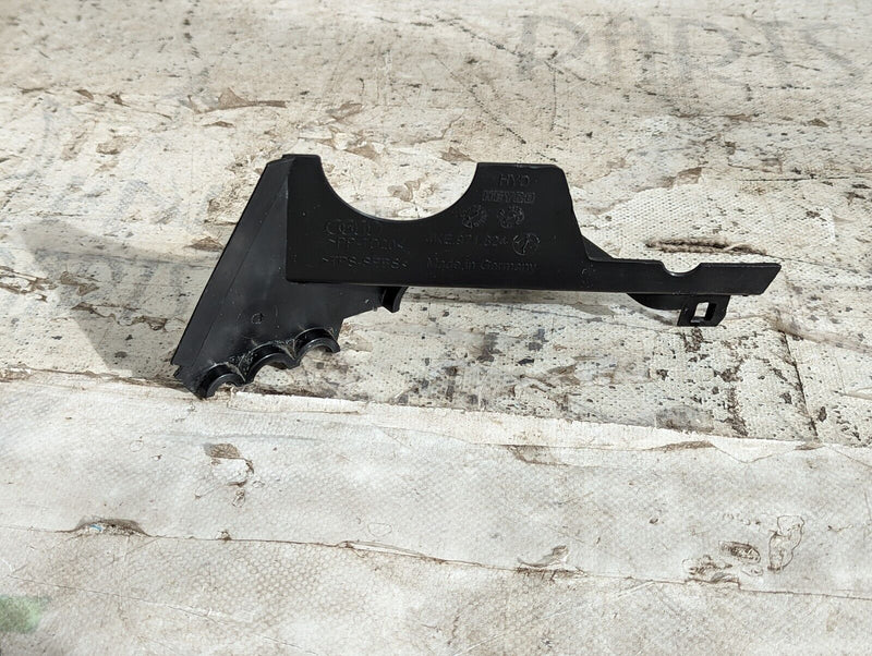 AUDI E-TRON 2018-ON CABLE ROUTING LOWER CABLE BAY TRIM 4KE971824 GENUINE