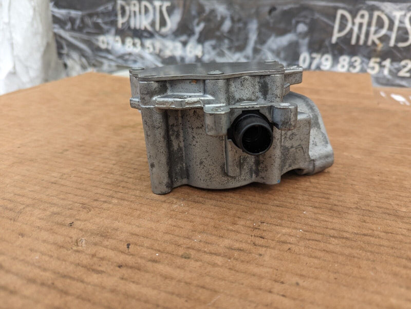 VW GOLF MK7 2012-2020 2.0 PETROL VACUUM PUMP 06L145100FV GENUINE