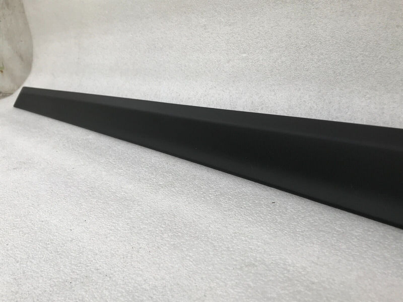 KIA XCEED CD 2019-22 FRONT DOOR RIGHT SIDE LOWER TRIM MOULDING PANEL 87722J7CA0