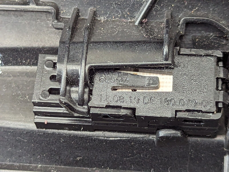 BMW 3 SERIES 2011-2019 DASHBOARD CENTER LOWER TRIM COVER PANEL 9218562 GENUINE