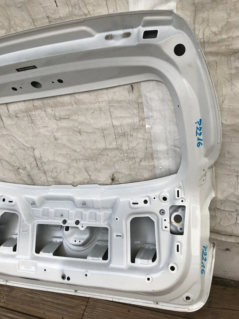 MG ZS fits: FACELIFT 2017-ON GENUINE BOOT  LID PANEL TAILGATE PANEL
