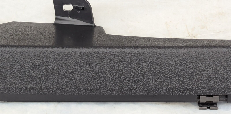 MERCEDES-BENZ C-CLASS W204 07-11 REAR RIGHT O/S ENTRANCE STRIP COVER A2046903825