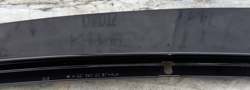 MERCEDES S-CLASS W221 06-13 REAR RIGHT O/S DOOR OUTER PILLAR TRIM A2216902087