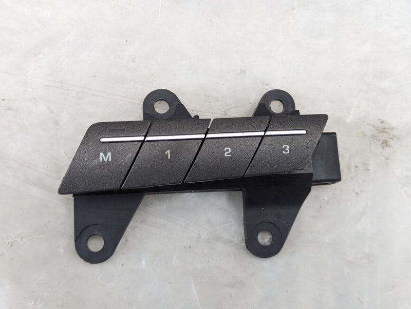 RANGE ROVER EVOQUE L538 FRONT RIGHT O/S SEAT MEMORY CONTROL SWITCH BJ32-14776-AB