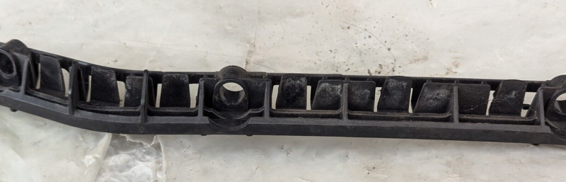 MERCEDES C-CLASS W204 07-11 REAR RIGHT O/S BUMPER MOUNT BRACKET A2048800430