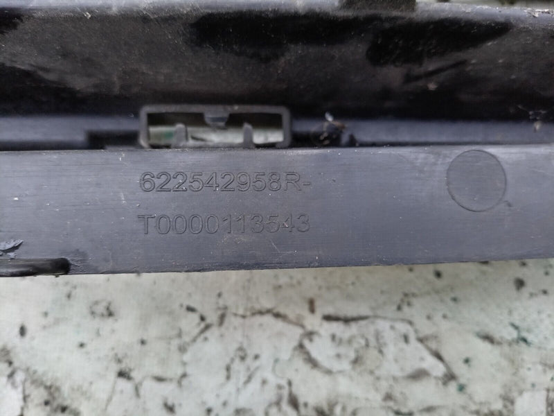 RENAULT CLIO MK4 2012-2016 FRONT BUMPER LOWER GRILL 622542958R