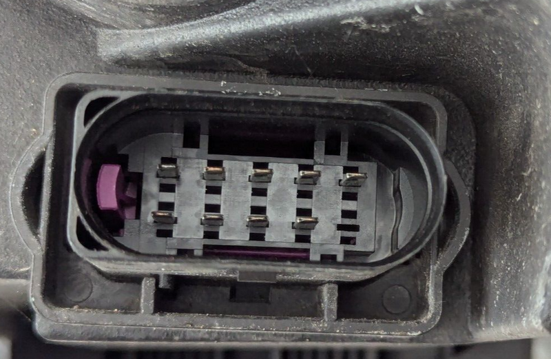 MERCEDES-BENZ C-CLASS W204 07-14 FRONT RIGHT O/S HEADLIGHT HEADLAMP A2048208661