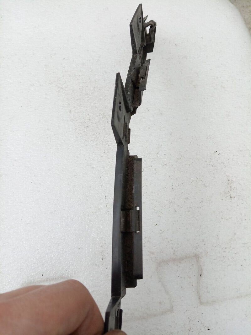 AUDI E-TRON 2018-ON REAR LEFT N/S WHEEL ARCH MOUNT BRACKET 4KE853587 GENUINE