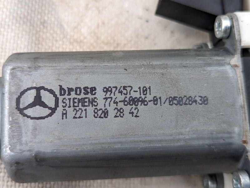 MERCEDES S-CLASS W221 06-13 FRONT RIGHT O/S WINDOW MOTOR A2218202842 GENUINE