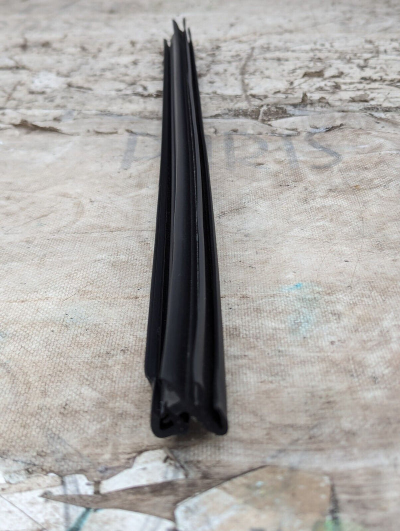 MERCEDES S-CLASS W221 06-13 REAR RIGHT O/S WINDOW INNER SLIDING SEAL GENUINE