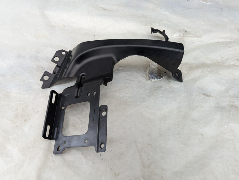 RANGE ROVER EVOQUE L538 REAR LEFT N/S TAILLIGHT SUPPORT BRACKET BJ32-17E801-A