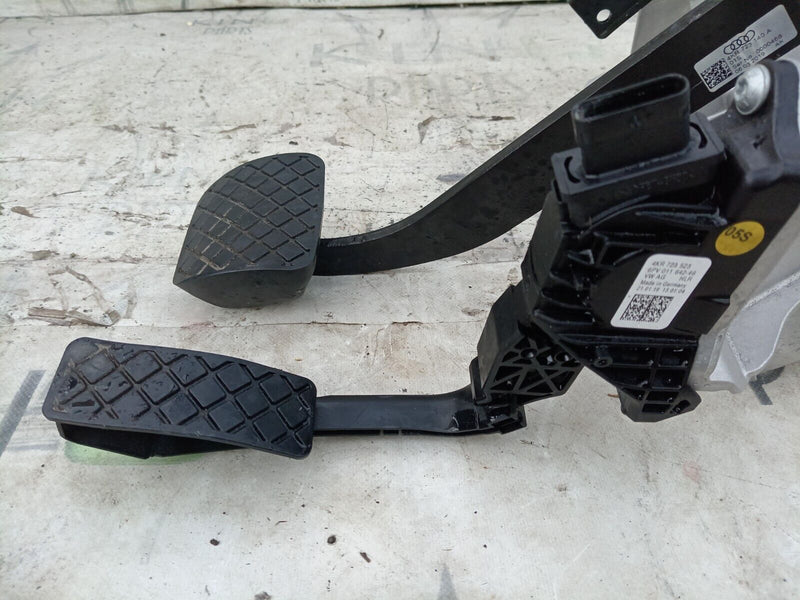AUDI E-TRON 2018-ON ACCELERATOR THROTTLE W/ BRAKE PEDAL BOX 4N2723117 GENUINE