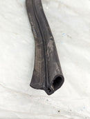 MERCEDES S-CLASS W221 06-2013 UNDER BONNET HOOD RUBBER SEAL STRIP A2216280098